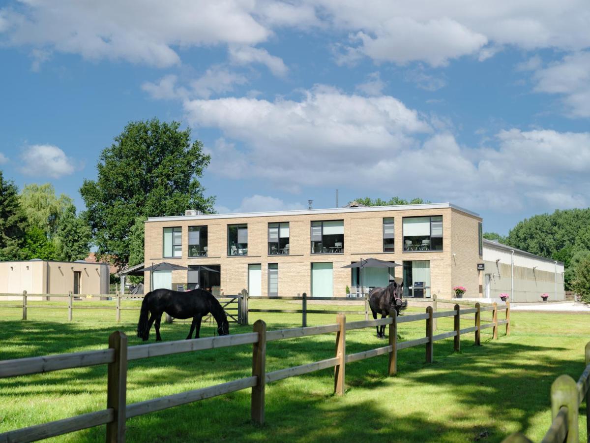 B & B St-Hubert Sint-Martens-Lennik Екстер'єр фото