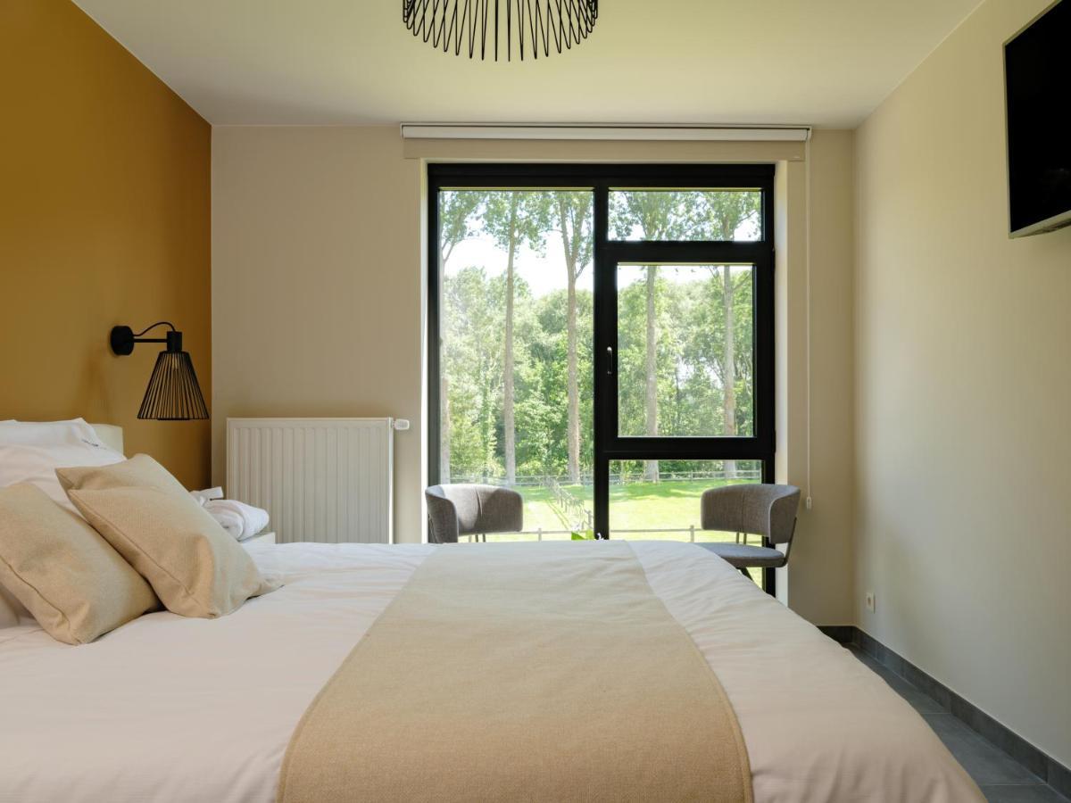 B & B St-Hubert Sint-Martens-Lennik Екстер'єр фото